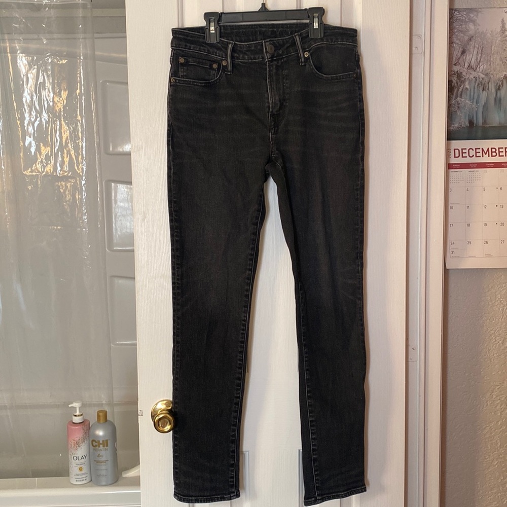Mens Airflex + Size 31x32 AEO